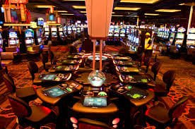 LuckyFN88 Mobile APP ဖြင့် မြန်မာနိုင်ငံ ကစားဝါသနာရှင် Betting ထပ်ခြင်း